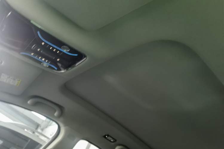 Used JETOUR X95 2023 Revised 1.6T DCT Ultimate Edition 7 Seats