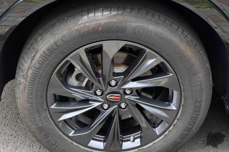 Used Hongqi HS5 2023 2.0T Qixiang Pro Edition
