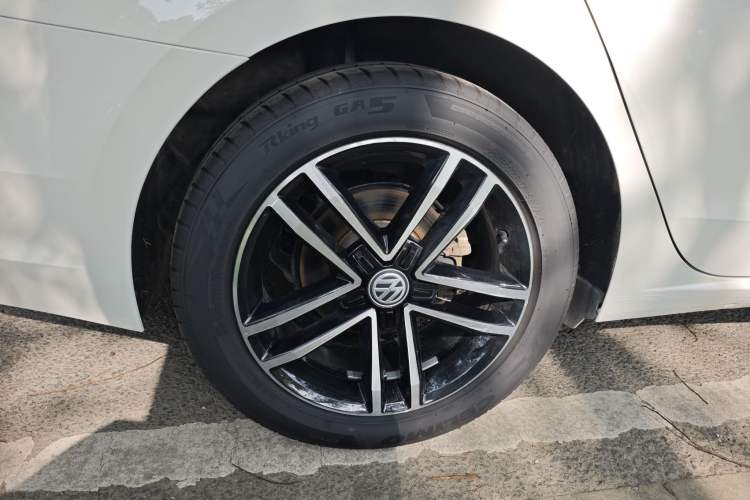 Used Volkswagen Lamando 2019 280TSI DSG Comfort Edition China VI standard