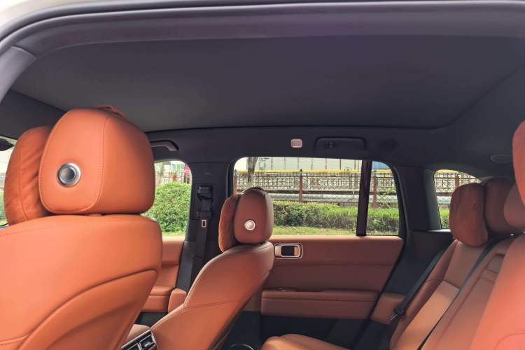 Used Li Auto L6 2025 Pro Smart Refresh Edition Interior 4