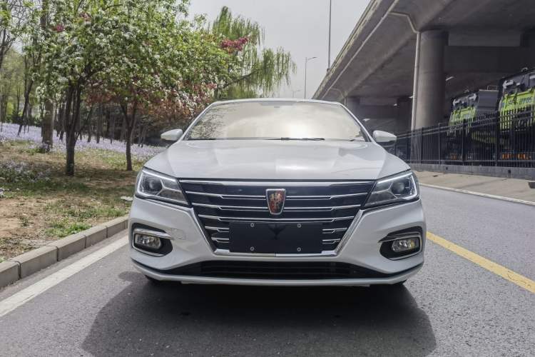 Used Roewe i5 2020 1.5L Manual 4G Connect Leehao Flagship Edition Exterior 1