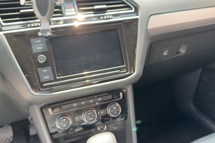 Used Volkswagen Tiguan L 2018 280TSI Automatic Two-Wheel Drive Comfort Edition