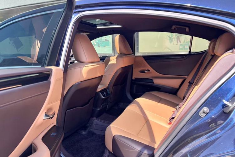 Used Lexus ES 2020 260 Excellence Edition