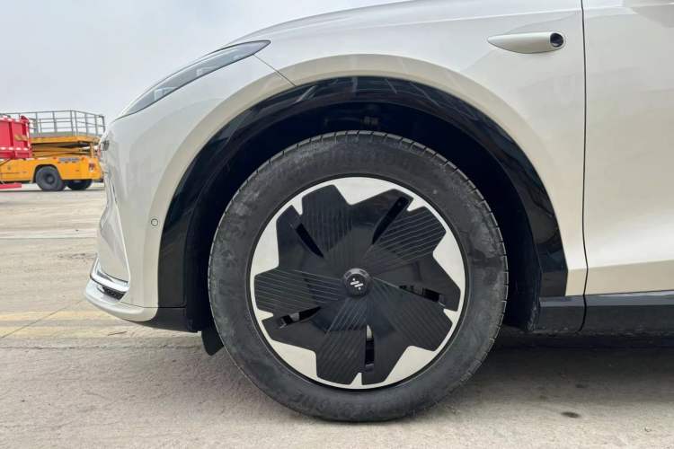 Used IM LS7 2023 77 kWh Urban Fit Rear-Wheel Drive Exterior 6