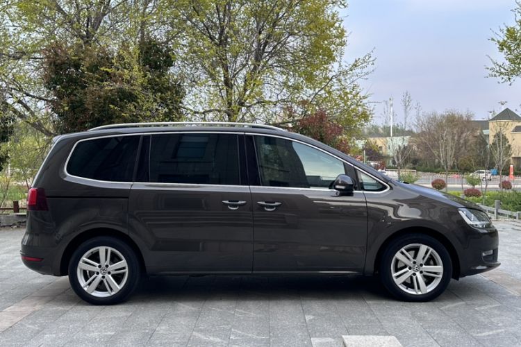 Used Volkswagen Sharan 2016 380TSI Comfort Edition 7-Seater Exterior 4