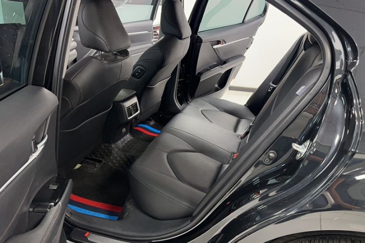 Used Toyota Camry 2023 2.0G Luxury Edition
