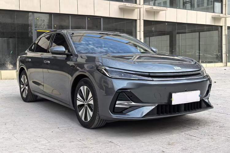 Used Geely Galaxy A7 2025 Model EM-i 150km Exploration+ Edition Exterior 5