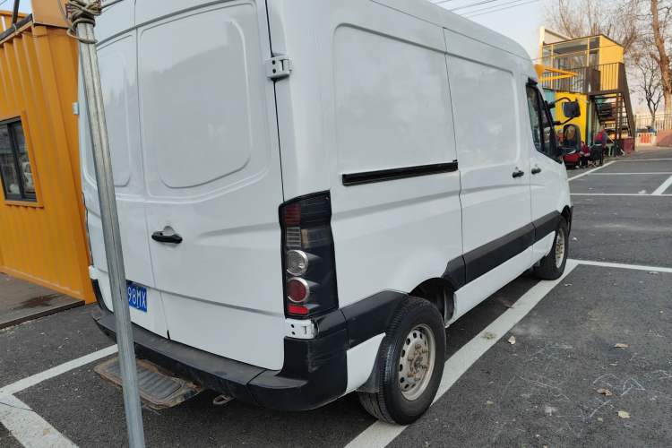 Used JAC Sunray 2018 1.9T Fuel-Efficient King Van Transporter 3-Seater D19TCIE11