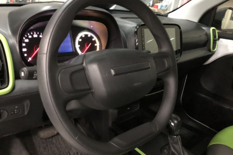 Used Roewe Clever 2021 302 km New Four-Seater Super-Efficient Version
