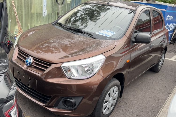Used Venucia R30 2014 1.2L Manual Comfort Edition