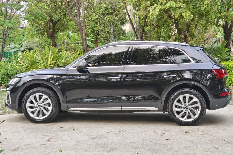 Used Audi Q5L 2023 40T Luxury Elegant Model
