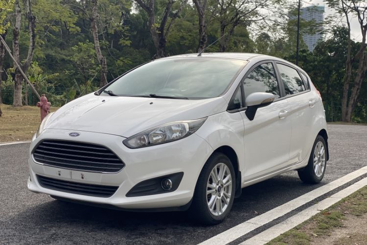 Used Ford Fiesta 2013 Hatchback 1.5L Automatic Fashion Edition