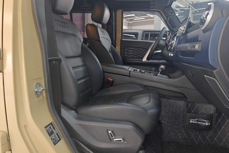 Used BAIC Off-Road BJ40 2019 2.3T Automatic Four-Wheel Drive Ring the Tower Champion Edition China VI