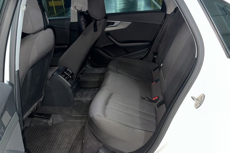 Used Audi A4L 2019 40 TFSI Ambition China VI