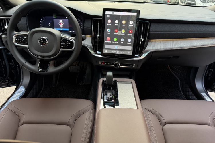 Used Volvo S90 2026 B5 Zhiyi Luxury Edition