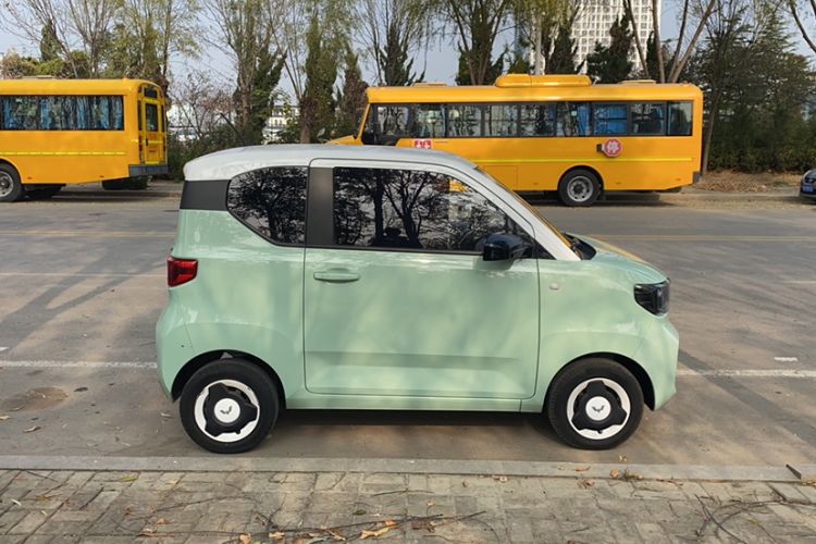 Used Wuling Hongguang MINIEV 2021 Macaron Premium Model – Lithium Iron Phosphate
