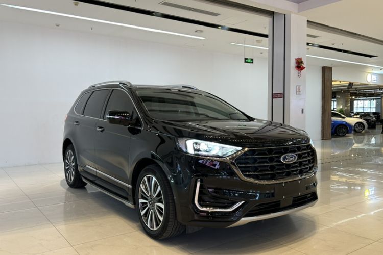 Used Ford Edge 2021 PLUS EcoBoost 245 Two-Wheel-Drive Titanium 7-Seater