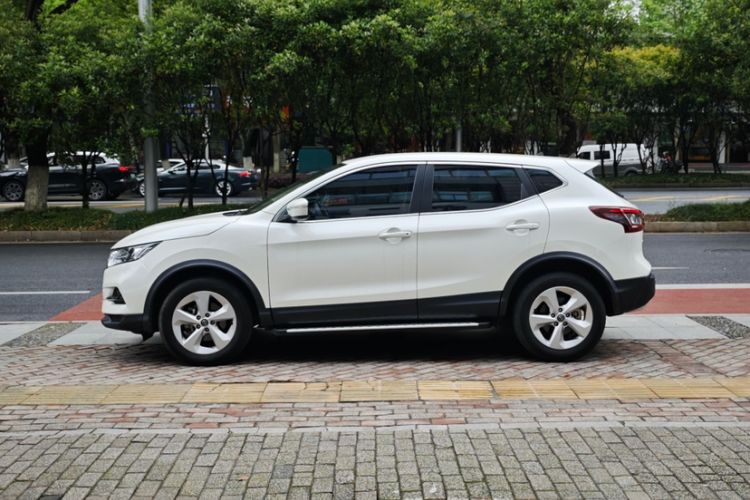 Used Nissan Qashqai 2023 Classic 2.0L CVT XV Comfort Edition Exterior 2