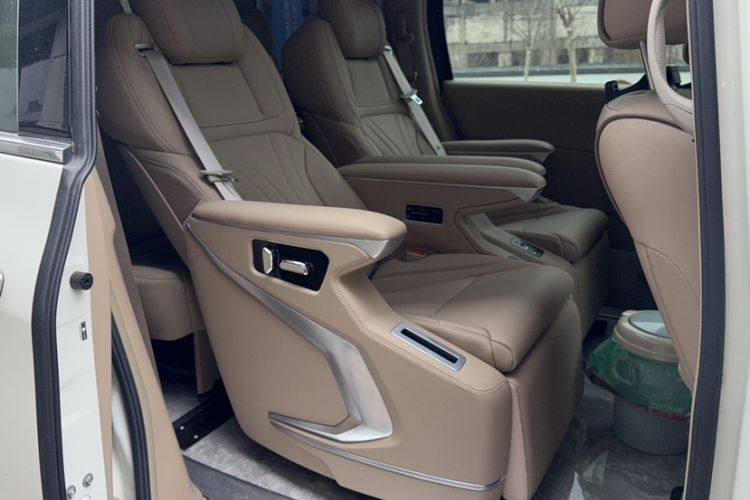 Used Nissan Quest 2015 3.5L SL
