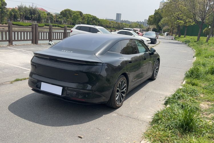 Used Zeekr 007 2024 Four-Wheel Drive Version 75 kWh Rear Right 45 Deg