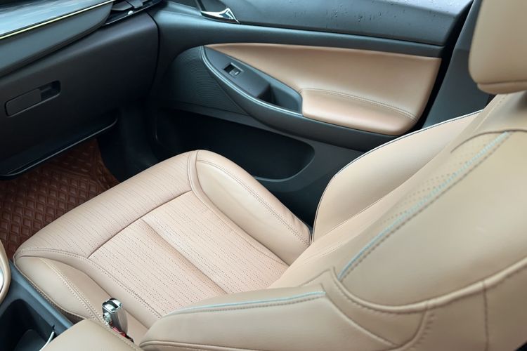 Used Buick GL6 2021 323T Mild Hybrid Connect Luxury Model Interior 2