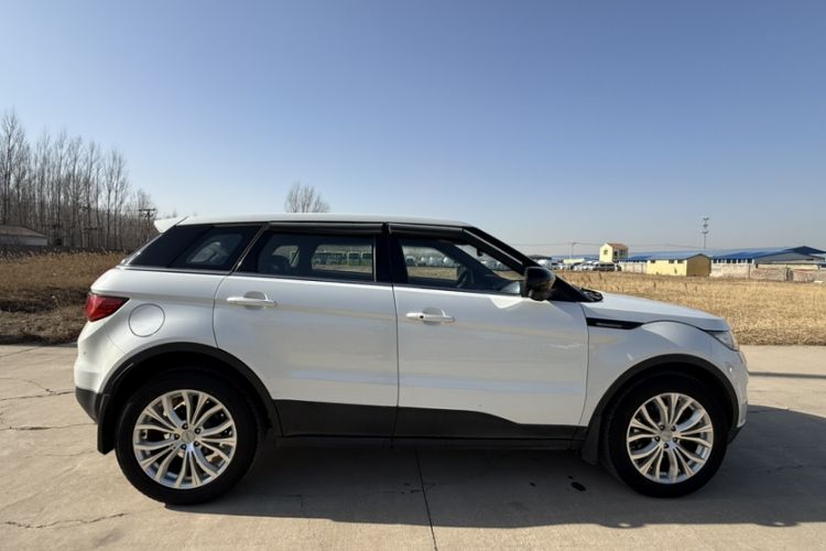 Used Land X7 2015 2.0T Panoramic Prestige Edition