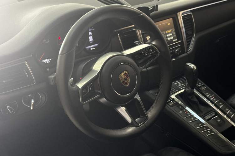 Used Porsche Macan 2016 Macan 2.0T