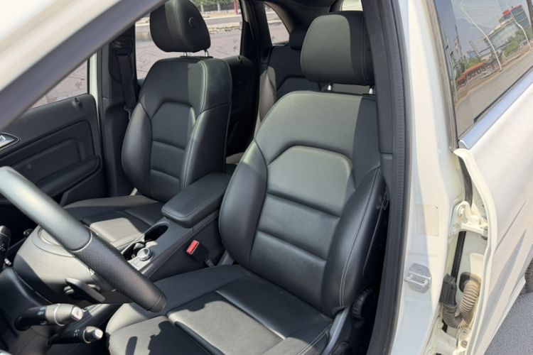 Used Mercedes-Benz B-Class 2017 B 200 Sport Edition
