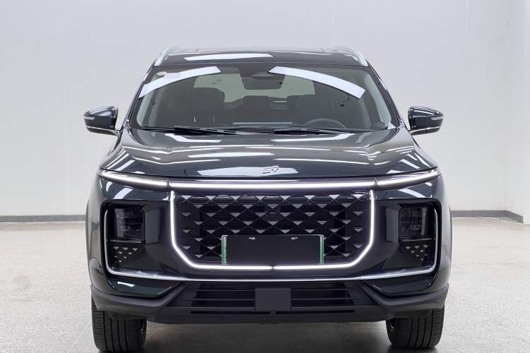 Used JETOUR Shanhai L9 2024 1.5TD 2DHT Max 7-Seater
