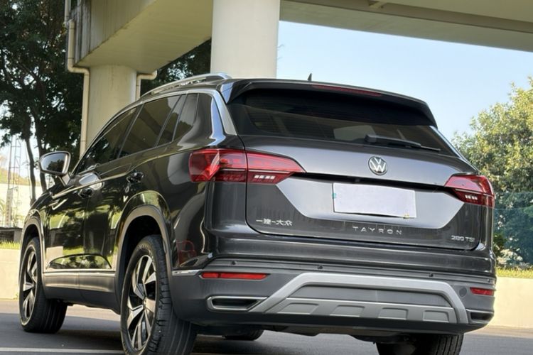 Used Volkswagen Tayron 2022 280TSI Two-Wheel Drive Luxury Smart Connectivity Version
