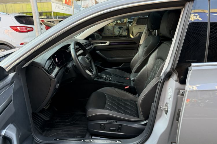 Used Volkswagen FAW-Volkswagen CC 2021 Estate Vehicle 380TSI Vizzion Edition