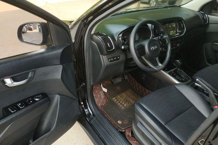 Used Kia KX3 2015 1.6L Automatic Two-Wheel Drive DLX
