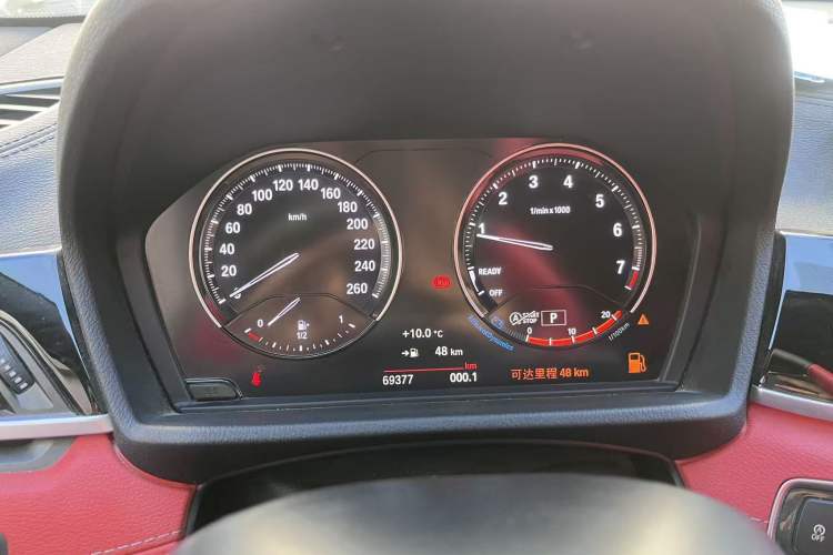 Used BMW X2 2021 sDrive25i Leading Model M Sport Package Odometer Close Up