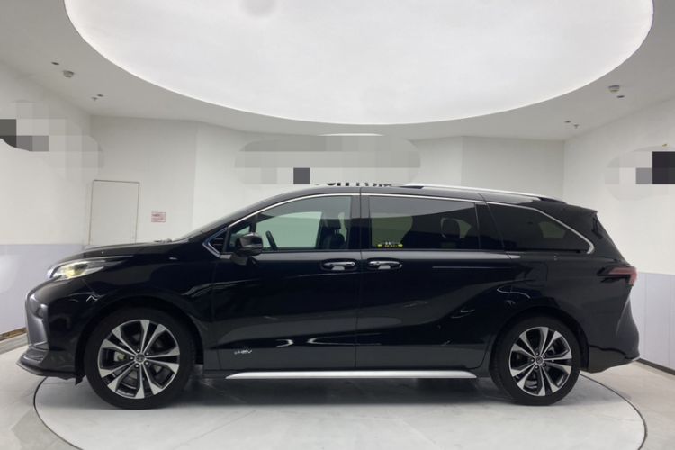 Used Toyota Granvia 2024 2.5L Hybrid Prestige PLUS Edition Exterior 1