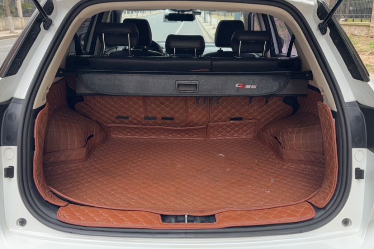 Used CHANGAN CS55 2018 1.5T Manual Colorful Model China V Standard