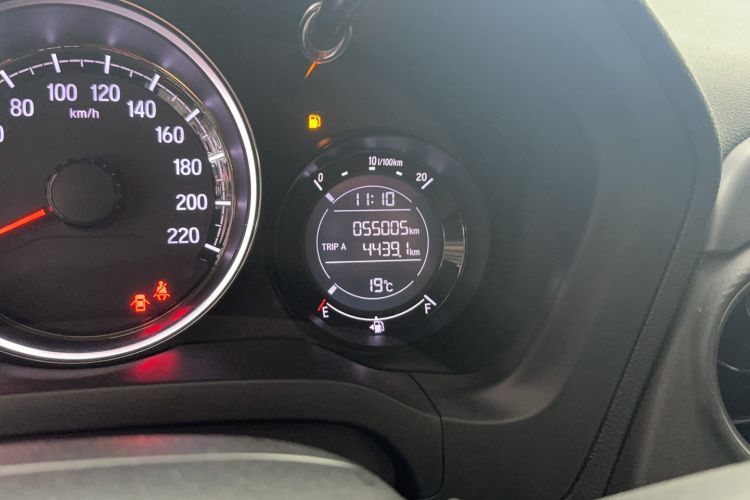 Used Honda XR-V 2021 220TURBO CVT Comfort Version Odometer Close Up