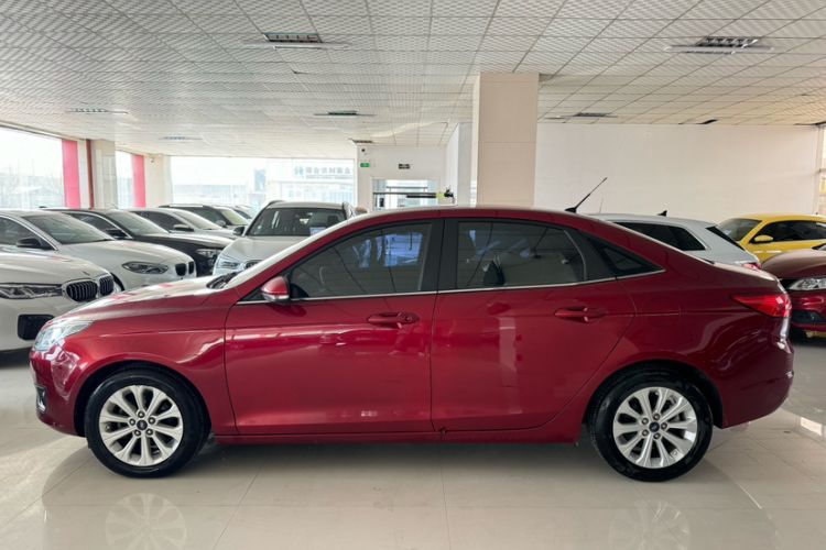 Used Ford Escort 2015 1.5L Automatic Fashion Model