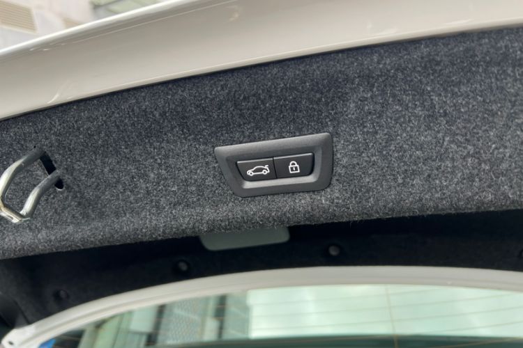 Used BMW 3 Series 2021 Facelifted 325Li M Sport Night Edition Package
