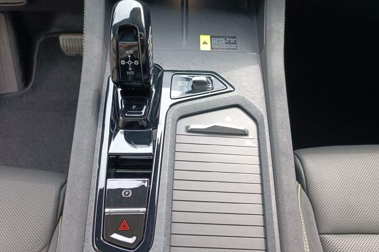 Used Lynk & Co 03 2023 1.5TD DCT JingPro
