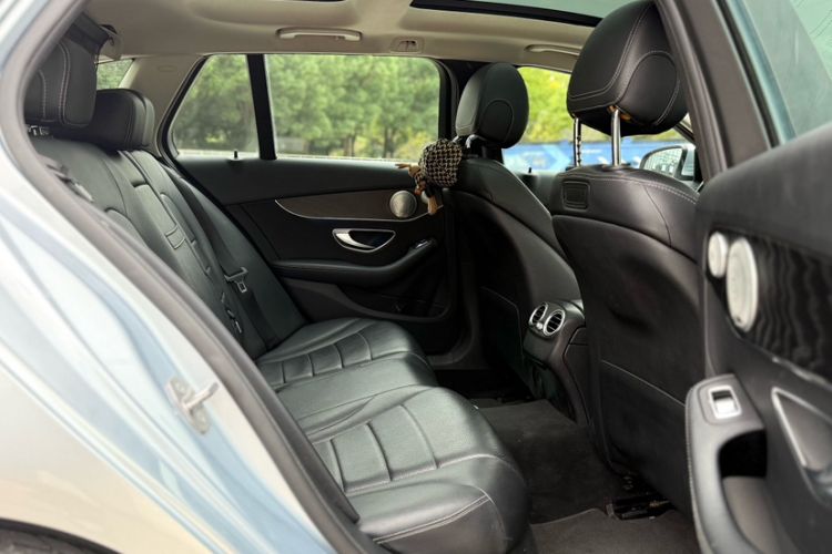 Used Mercedes-Benz C-Class 2015 C 200 station wagon