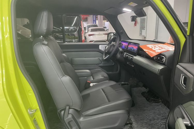 Used Baojun Spark 2023 Flagship Edition Interior 2