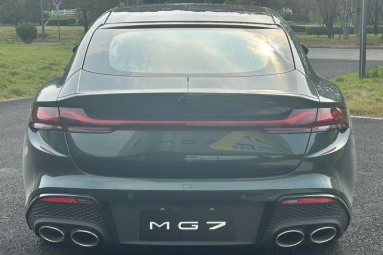 Used MG 7 2023 2.0T Automatic Trophy+ Ignition Glory Edition
