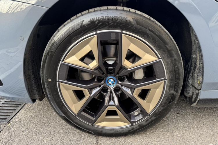 Used BMW i5 2024 eDrive 35L M Sport Package
