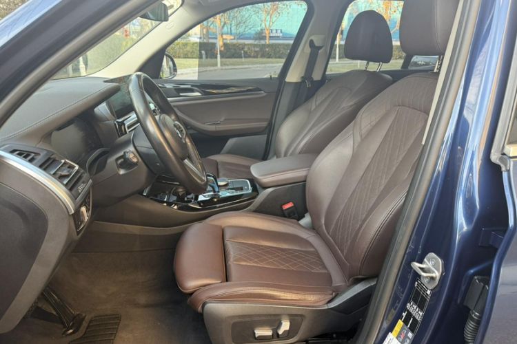 Used BMW iX3 2022 Leading Model
