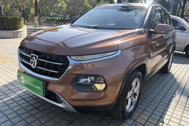 Used Baojun 510 2017 1.5L Manual Fashion Model