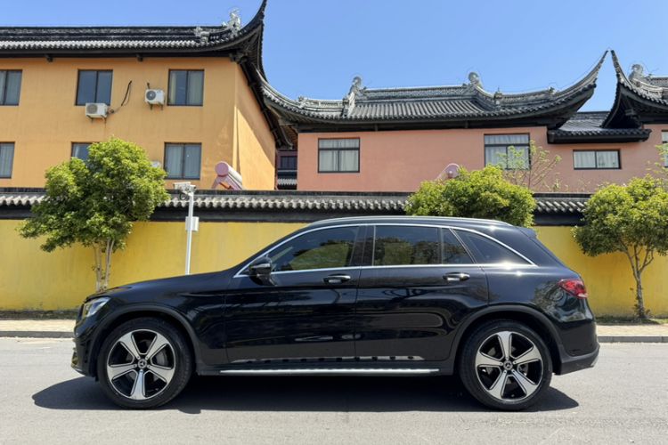 Used Mercedes-Benz GLC 2020 GLC 300 L 4MATIC Luxury Model
