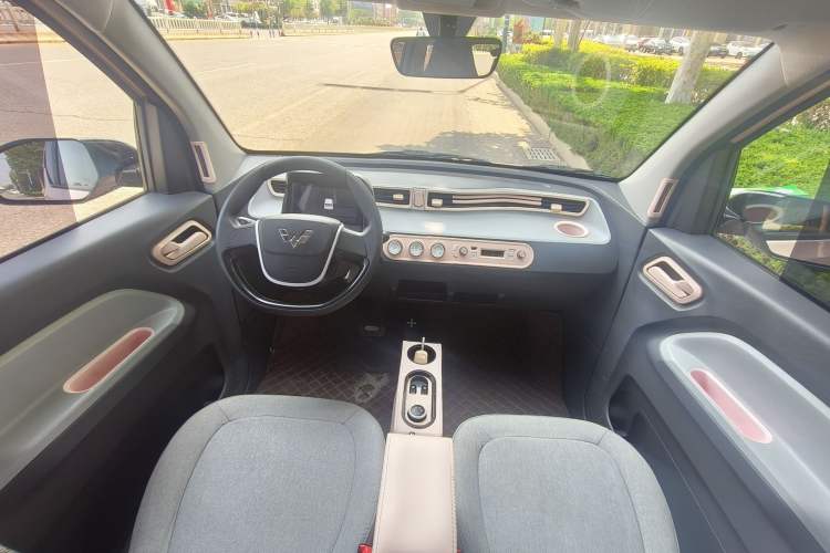 Used Wuling Hongguang MINIEV 2021 Macaron Premium Model – Lithium Iron Phosphate