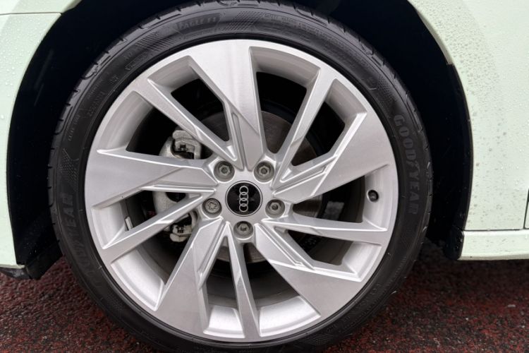 Used Audi A3 2022 A3L Limousine 35 TFSI Fashionable and Elegant Model
