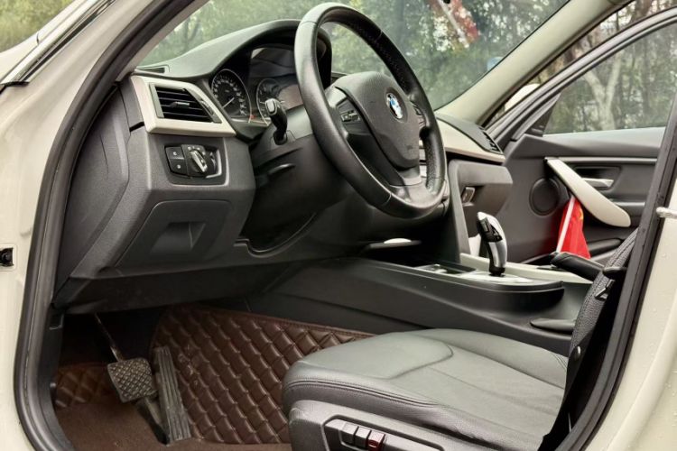 Used BMW 3 Series 2018 320Li Fashion Model
