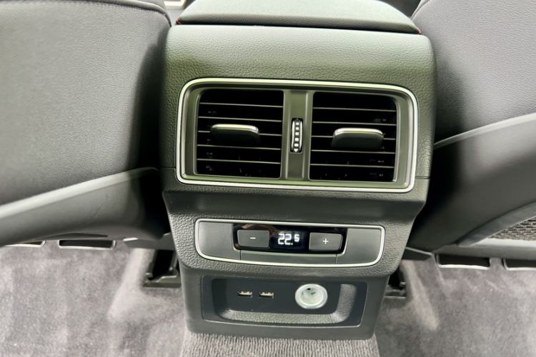Used Audi Q5L 2022 40T RS Package Performance Model
